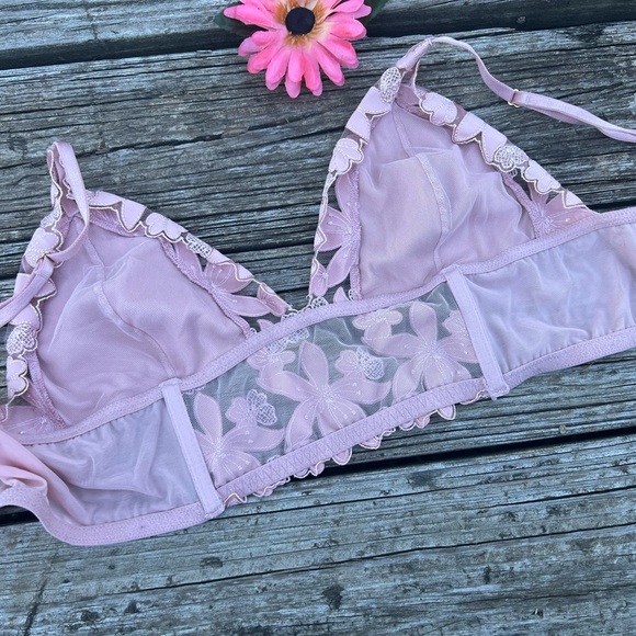 ‼️SOLD‼️ - Picture 3 of 6